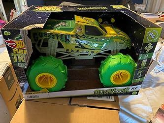 Amazon Hot Wheels Monster Trucks RC Toy Remote Control 1 15 Scale Gunkster Glows In The