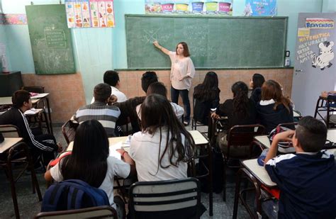 Cambios En La Escuela Secundaria Bonaerense Los Alumnos Ya No Podr N