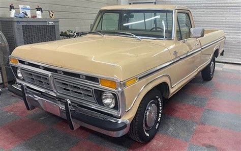 All Original 1977 Ford F 150 Ranger Xlt Barn Finds