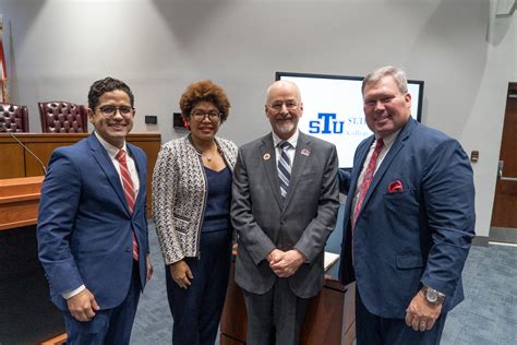 Chief Justice Canady Shares His Hallmarks Of Professionalism At St