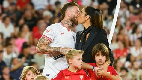 Conmovido Hasta Las L Grimas As Sergio Ramos En Su Regreso A Sevilla