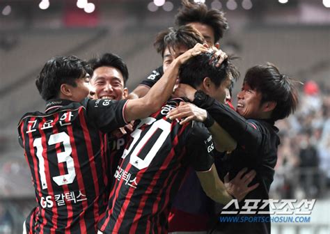 K리그1 릴레이 축포 Fc서울 성남 잡고 팀 통산 500승 달성