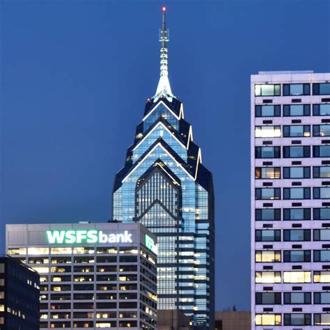 Toward the Blue Yonder: Comparing Views from the Tallest Skyscrapers on