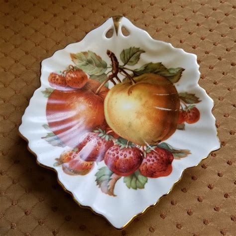 Vintage Mitterteich Bavaria Germany 232306 103 Gold Trim Leaf Fruit