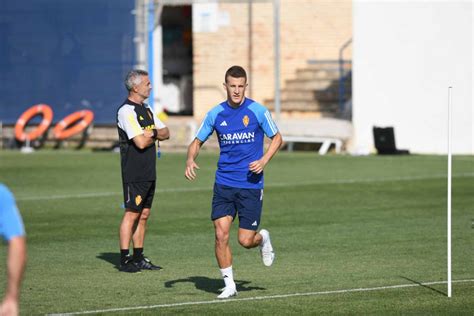 Lecoeuche ya se entrena con el Real Zaragoza Imágenes