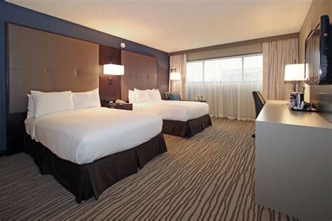 DoubleTree By Hilton Hotel, Newark Airport | HR Construction