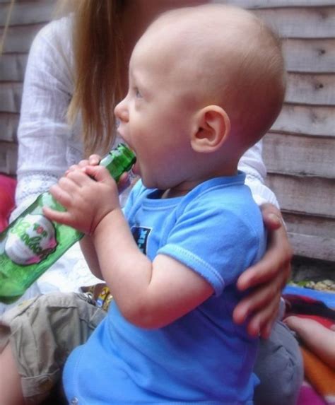 Funny Image Collection: Funny Beer Drinking Babies funny picture ...