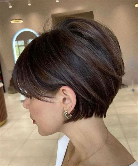 The Best Short Bob Hairstyles In 2024 Page 17 Of 26