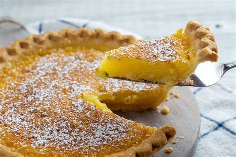 Southern Lemon Chess Pie Recipe - My Kitchen Serenity