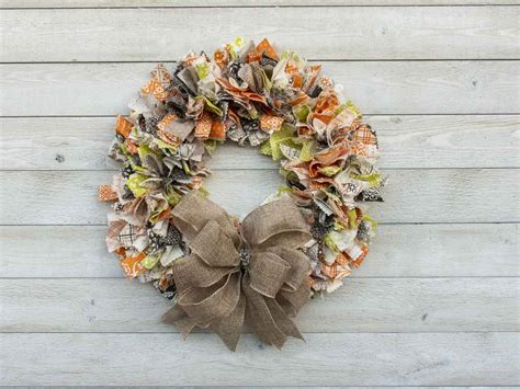 How To Make A Fabric Wreath Easy Diy • Ikorncrafts