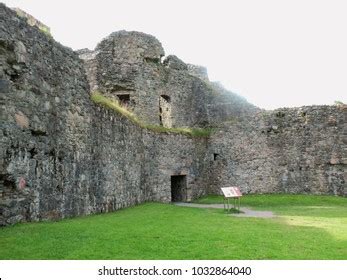 130 Inverlochy castle Images, Stock Photos & Vectors | Shutterstock