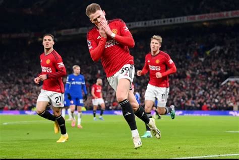 Hasil Manchester United Vs Chelsea Brace McTominay Pastikan Setan