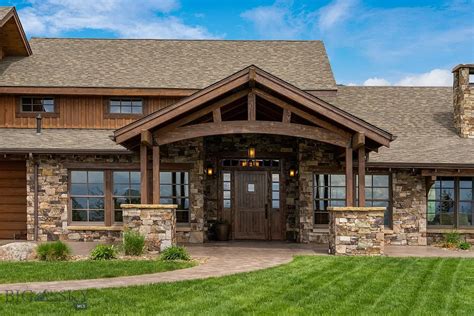 $ 3.9 Million Waterfront Cabin in Bozeman, Montana