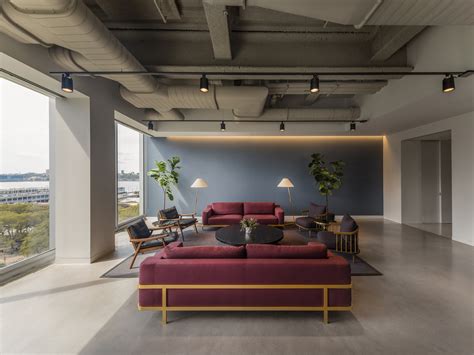 Dwight Capital — DUTCH HOUSE OF PHOTOGRAPHY