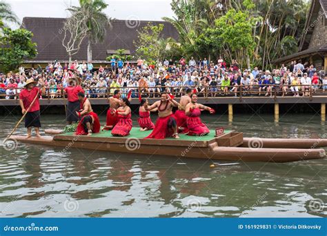 Tonga Dance and Music on a Canoe Editorial Photo - Image of tourism ...