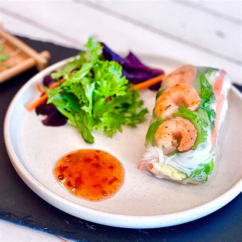 Rice Paper Rolls With Prawns