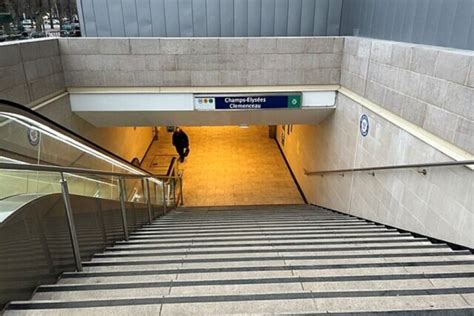 Ratp La Pr Fecture De Police De Paris Fait Fermer Une Station De