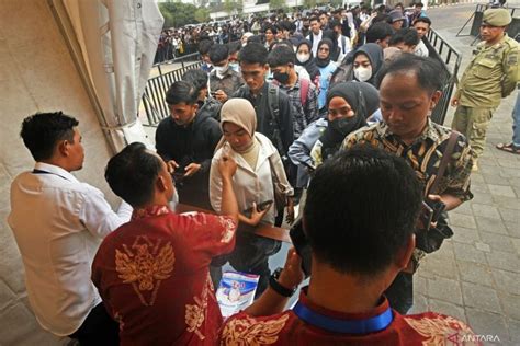 Bps Tingkat Pengangguran Terbuka Sumut Turun Agustus Antara