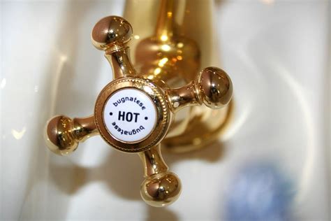 Hiring Emergency Hot Water Repairs Wollongong Easily Manipalblog