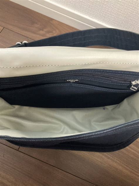 Yahoo Girl Naked Shoul