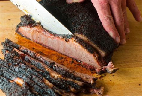 How To Cut Meat Against The Grain Steak And Brisket Slicing Guide