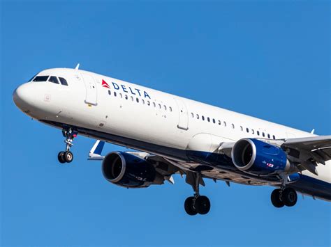 Woman Almost Removed From Delta Airlines Flight After Not Wearing Bra