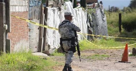 Sicarios Lo Asesinan Delante Su Familia Y Luego Incendian Su Casa En