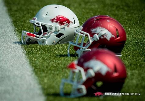 Red razorback on white helmet | Arkansas football, Arkansas razorbacks ...