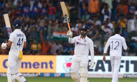 Ind Vs Sl 2022 Rishabh Pant Breaks Kapil Devs 40 Year Old Record And Becomes The Fastest Indian