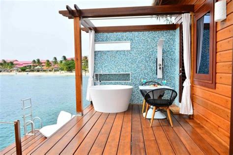 Sandals Grande St. Lucian Resort - Saint Lucia - Overwater Bungalows