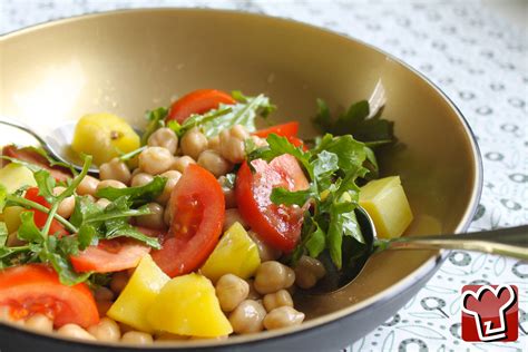 Salade De Pommes De Terre Aux Pois Chiches Est Une Accompagnements De