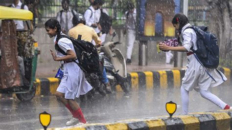 Delhi weather update: Heavy rains lash national capital, more showers ...