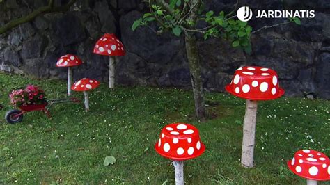 Decorar árboles de jardín con luces ideas creativas para iluminar tu