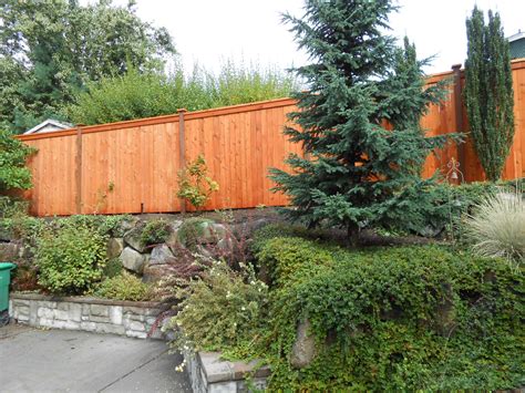 Cedar Fence, Kirkland, WA - Done to Spec Done to Spec