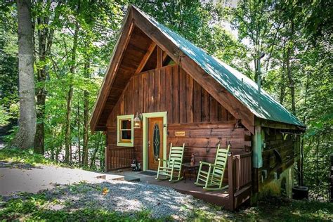 Best Gatlinburg Airbnb Top Cabins With Hot Tubs For Gatlinburg