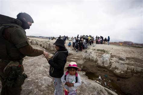 Una Mujer Venezolana Y Un Bebé Boliviano Murieron Al Intentar Cruzar La Frontera De Chile Infobae