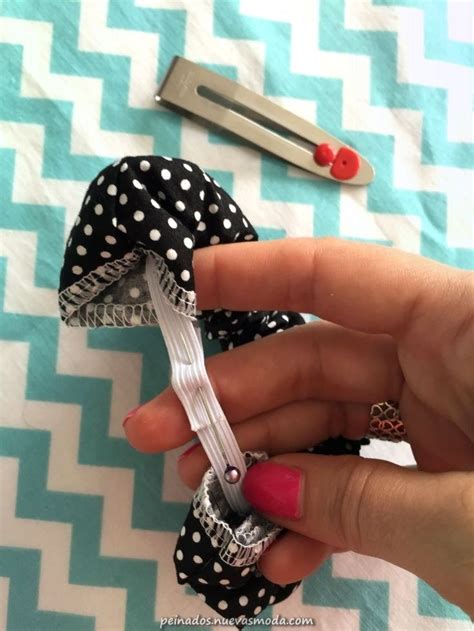 Espectacular Cómo hacer un Scrunchie How to make a scrunchie Sewing