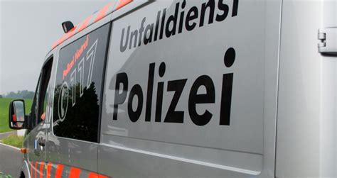 A2 Luzern Unfall Zwischen Reisebus Und Lastwagen