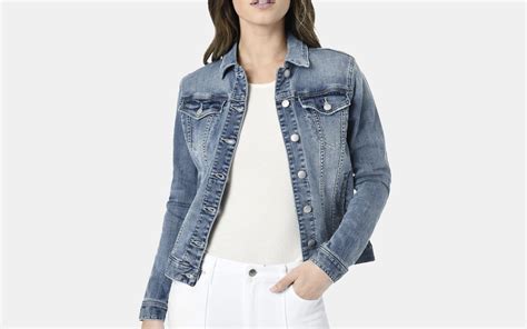 The 15 Best Womens Denim Jackets For Fall Gearmoose