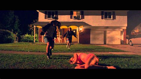 It Follows – Trailer | Dravens Tales from the Crypt