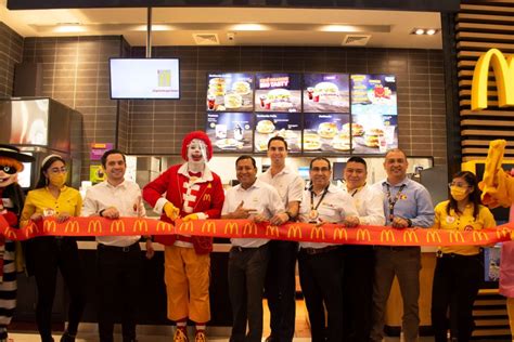 Mcdonalds Abre Las Puertas De Su Tercer Restaurante En Chimaltenango Ibo