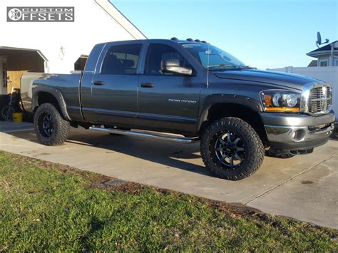 2006 Dodge Ram 2500 Moto Metal Mo970 Stock Custom Offsets