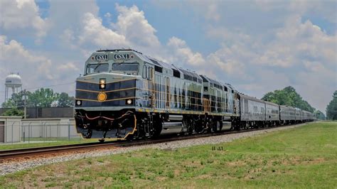 CSX S Office Car Special On The A Line With Freshly Painted F40s 6 5