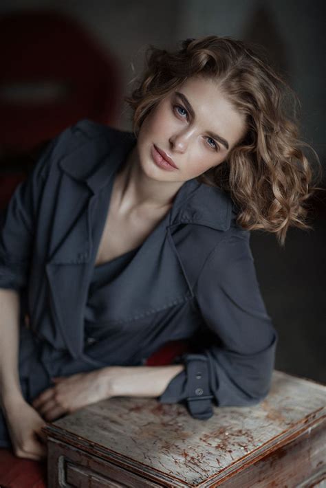 Pin on Beleza | Portrait photography, Portrait, Posing guide