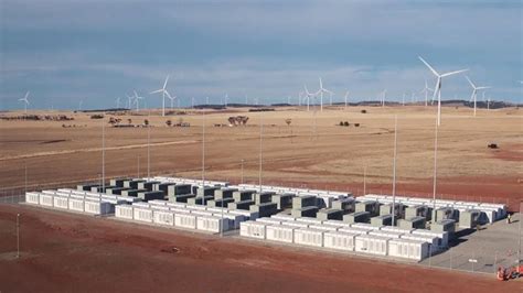 Teslas Record Breaking 100mw Lithium Ion Battery Officially Launches In Australia Tech