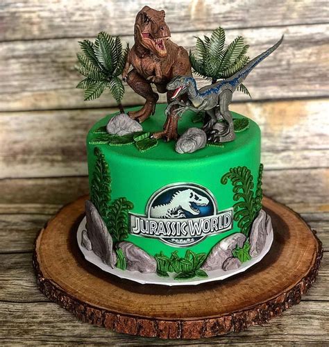 Rebecca Knapp On Instagram Jurassic World Cake And Cookies Jurassicworld Jurassicpark