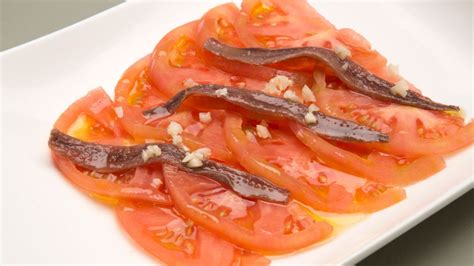 Receta de Ensalada de tomate y anchoas Karlos Arguiñano