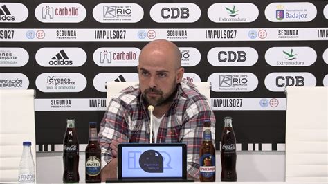 Rueda De Prensa De Luis Oliver Previa Al CD Badajoz CF Villanovense