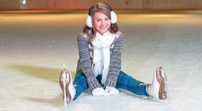 10 Ice Skating Tips for Beginners to Help Master the Rink – PolyGlide Ice