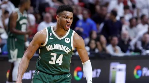 Giannis Antetokounmpo Renueva Con Los Bucks Por 3 Años Y ¡186 Millones De Dólares Tudn Nba Tudn